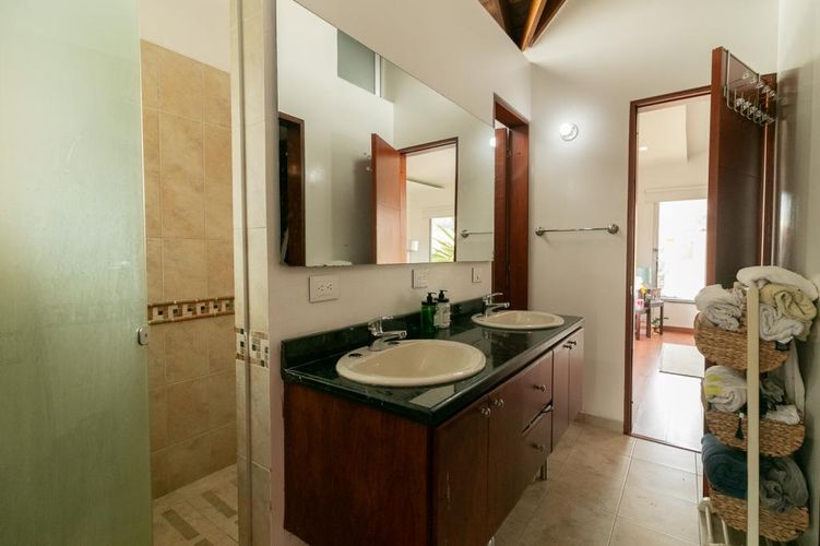 Casa de 6 alcobas en venta en Santa Rita, Chía, 351 m² · foto 12 de 24