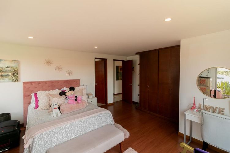 Casa de 6 alcobas en venta en Santa Rita, Chía, 351 m² · foto 15 de 24