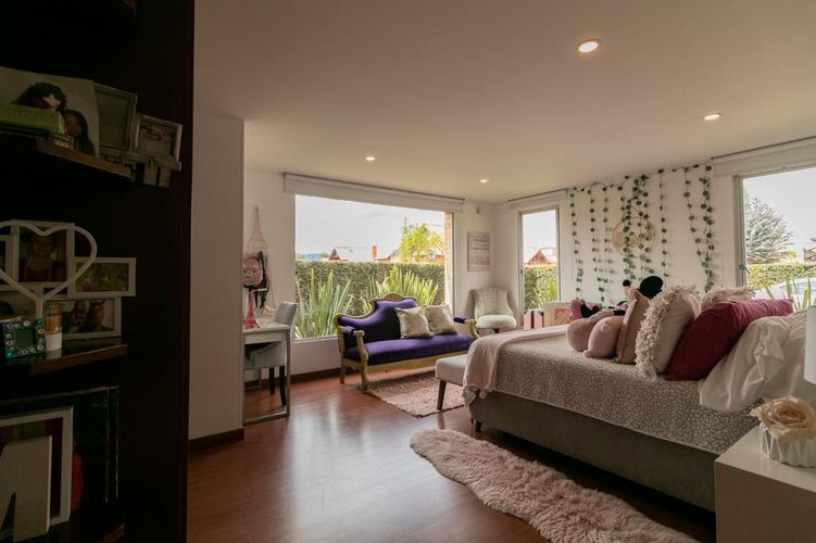 Casa de 6 alcobas en venta en Santa Rita, Chía, 351 m² · foto 16 de 24