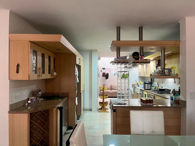 Casa de 4 alcobas en venta en El Poblado, Medellín, 280 m² · foto 7 de 18