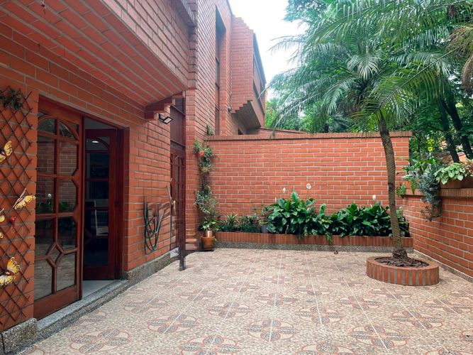 Casa de 4 alcobas en venta en El Poblado, Medellín, 280 m² · foto 17 de 18