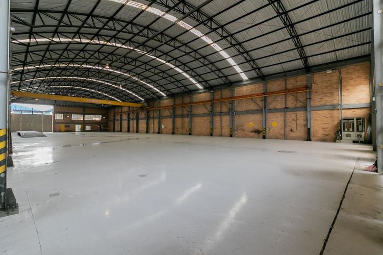 Bodega en venta en Novaterra, Mosquera, 2500 m² · foto 5 de 24