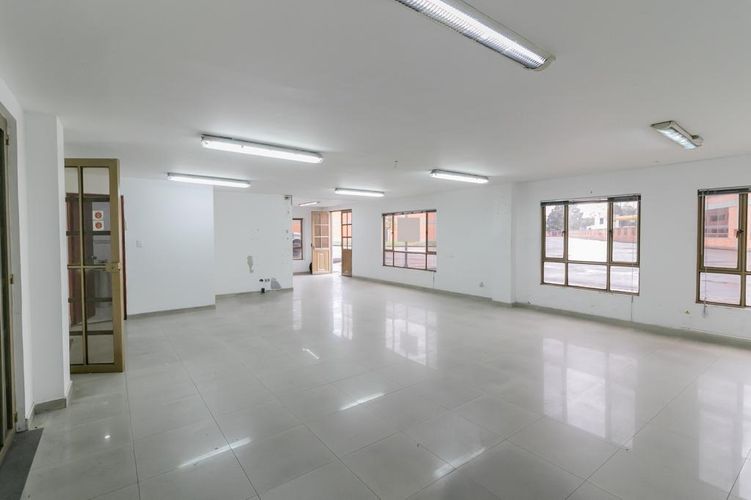 Bodega en venta en Novaterra, Mosquera, 2100 m² · foto 3 de 18