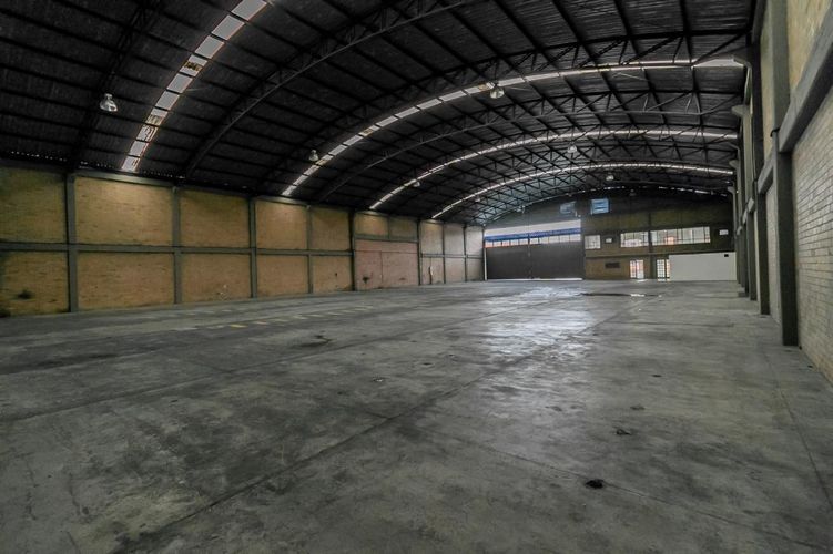 Bodega en venta en Novaterra, Mosquera, 2100 m² · foto 10 de 18