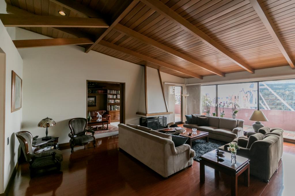 Apartamento en venta en Chico Norte, Bogotá · foto 4 de 24