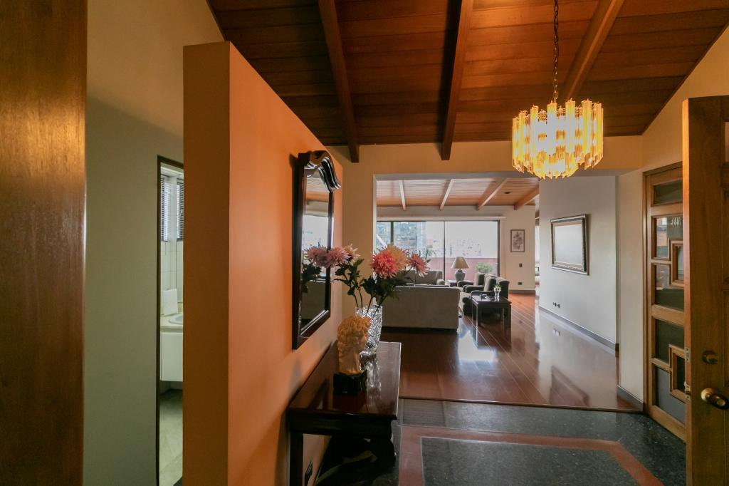 Apartamento en venta en Chico Norte, Bogotá · foto 12 de 24