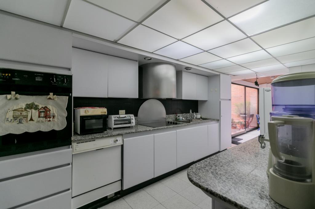 Apartamento en venta en Chico Norte, Bogotá · foto 14 de 24