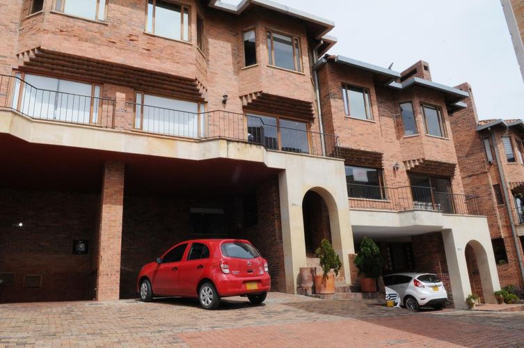 Casa de 3 alcobas en venta en Suba Urbano, Bogotá, 291 m² · foto 17 de 22