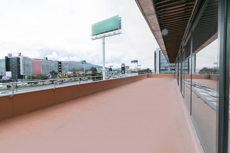 Oficina en arriendo en Santa Rita, Chía, 932 m² · foto 16 de 24