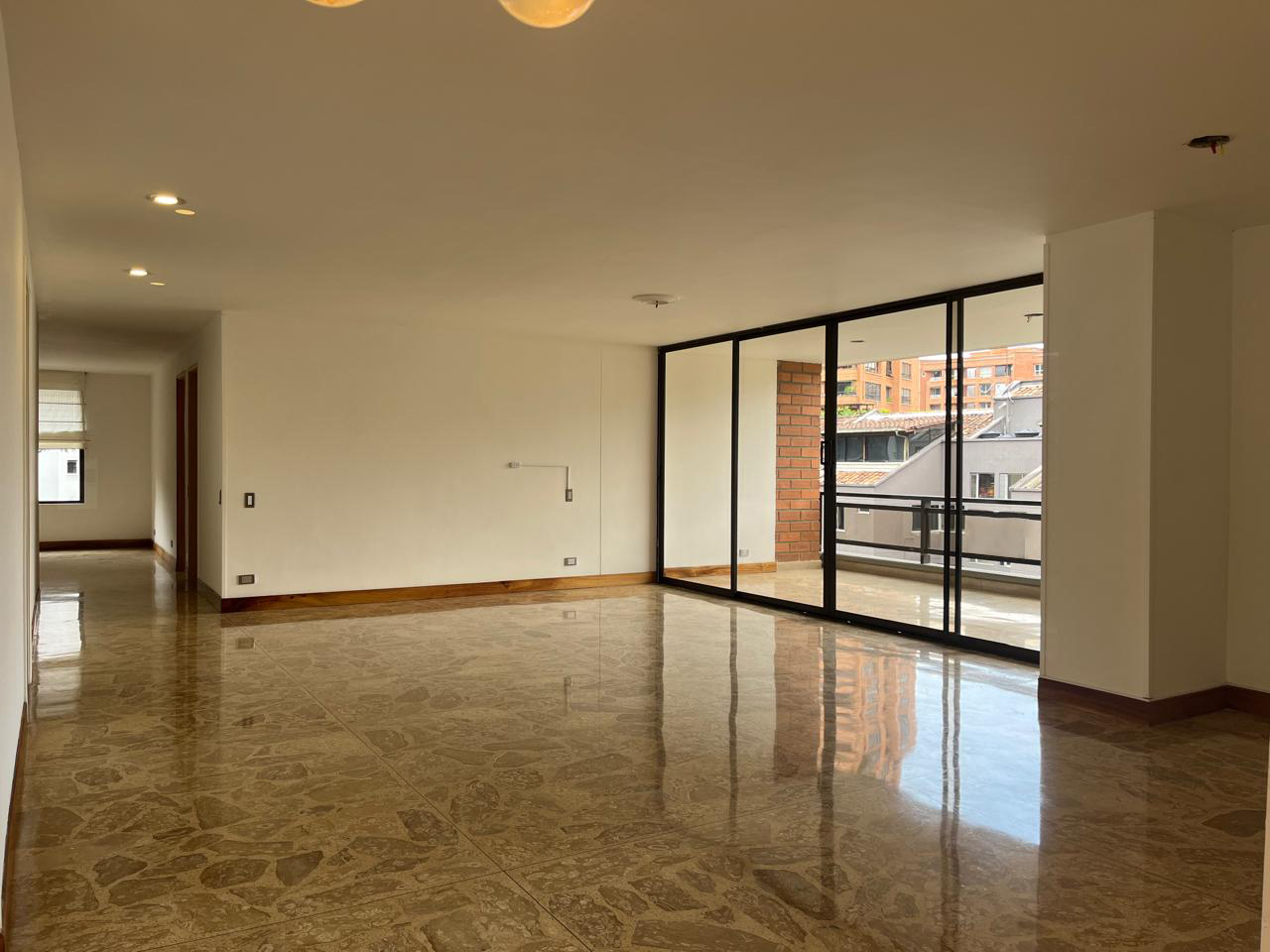Apartamento en arriendo en La Florida, Medellín · foto 5 de 18
