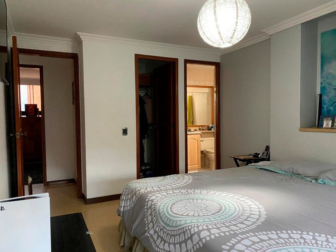 Apartamento de 3 alcobas en arriendo en El Poblado, Medellín, 117 m² · foto 2 de 16
