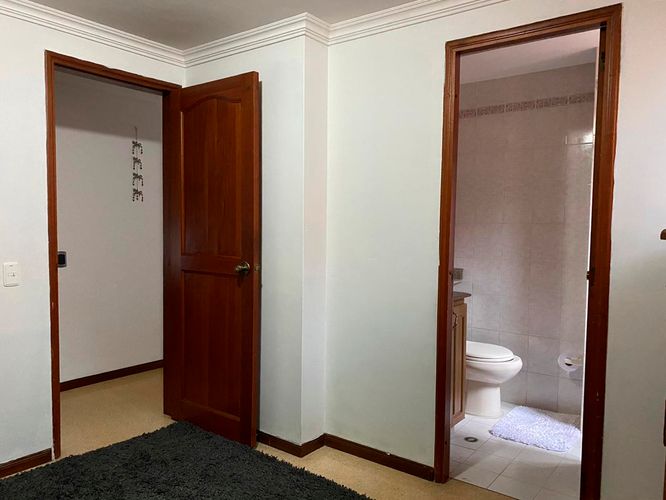 Apartamento de 3 alcobas en arriendo en El Poblado, Medellín, 117 m² · foto 10 de 16