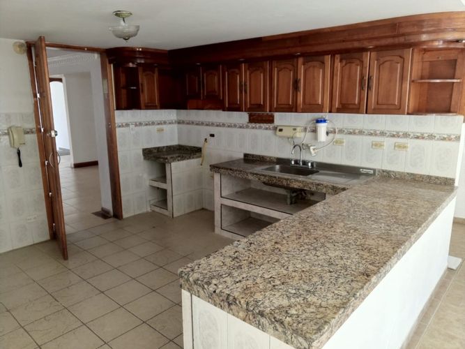 Casa de 5 alcobas en arriendo en Palermo, Pasto, 258 m² · foto 9 de 24