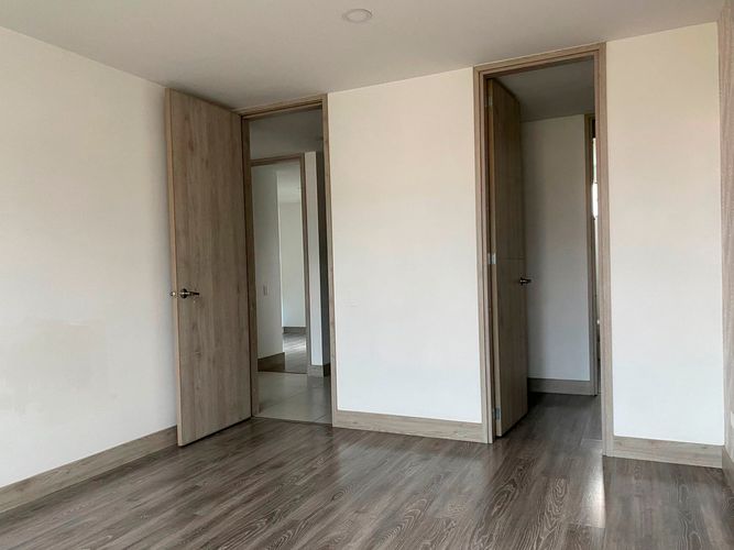 Apartamento de 3 alcobas en arriendo en Loma Del Esmeraldal, Envigado, 120 m² · foto 4 de 20