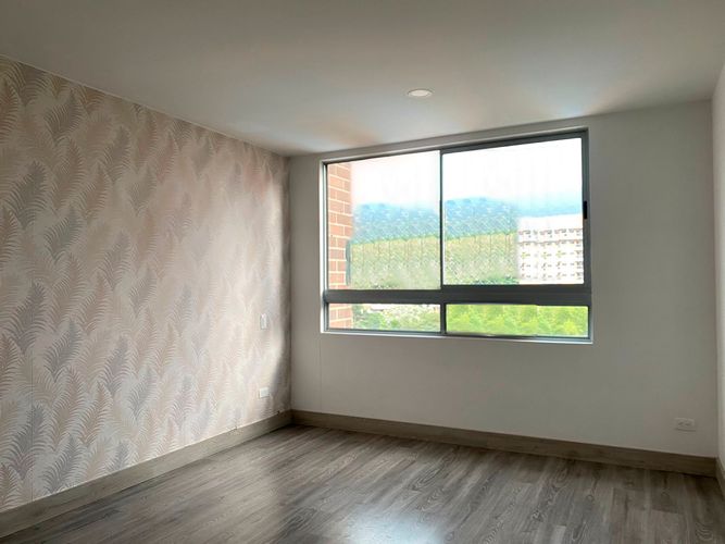 Apartamento de 3 alcobas en arriendo en Loma Del Esmeraldal, Envigado, 120 m² · foto 6 de 20