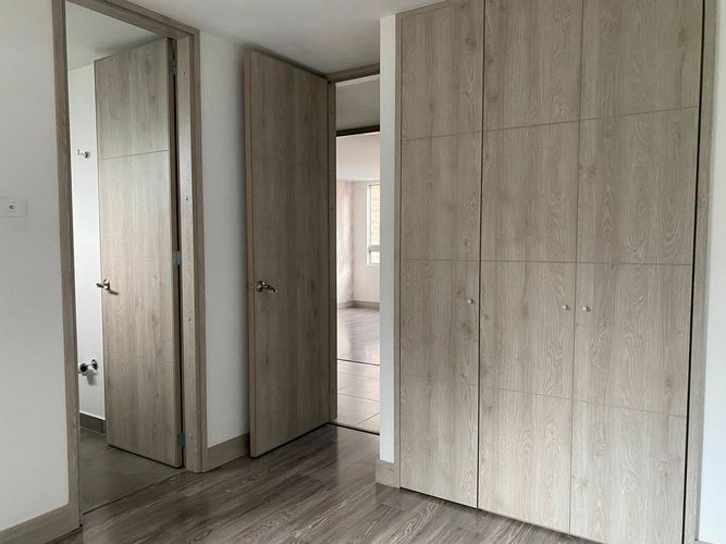 Apartamento de 3 alcobas en arriendo en Loma Del Esmeraldal, Envigado, 120 m² · foto 7 de 20