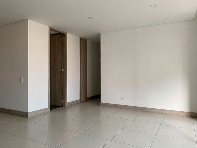 Apartamento de 3 alcobas en arriendo en Loma Del Esmeraldal, Envigado, 120 m² · foto 8 de 20