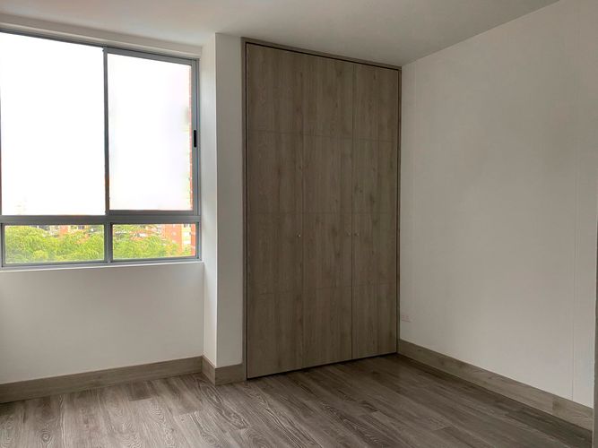 Apartamento de 3 alcobas en arriendo en Loma Del Esmeraldal, Envigado, 120 m² · foto 10 de 20