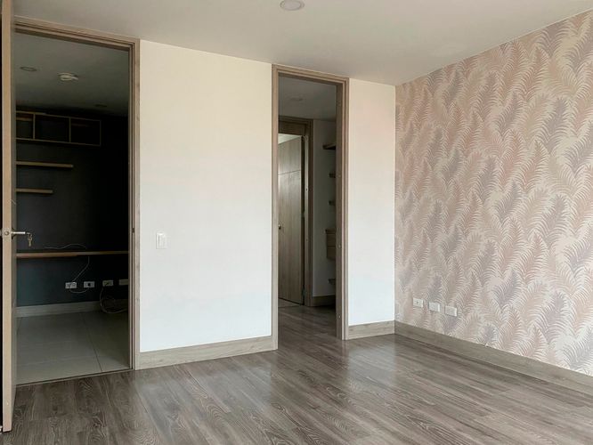 Apartamento de 3 alcobas en arriendo en Loma Del Esmeraldal, Envigado, 120 m² · foto 17 de 20