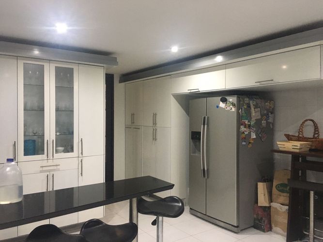 Apartamento de 4 alcobas en venta en La Calleja, Bogotá, 320 m² · foto 10 de 17