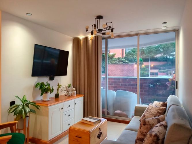 Apartamento de 3 alcobas en venta en El Poblado, Medellín, 207 m² · foto 10 de 19