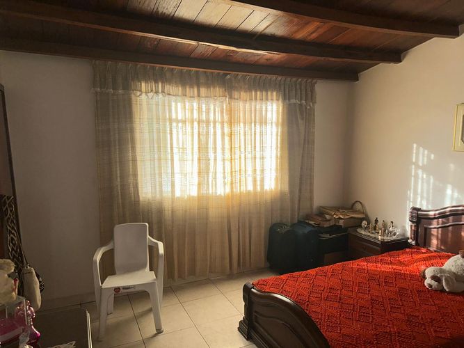 Casa de 4 alcobas en venta en La Victoria, Bucaramanga, 233 m² · foto 17 de 19