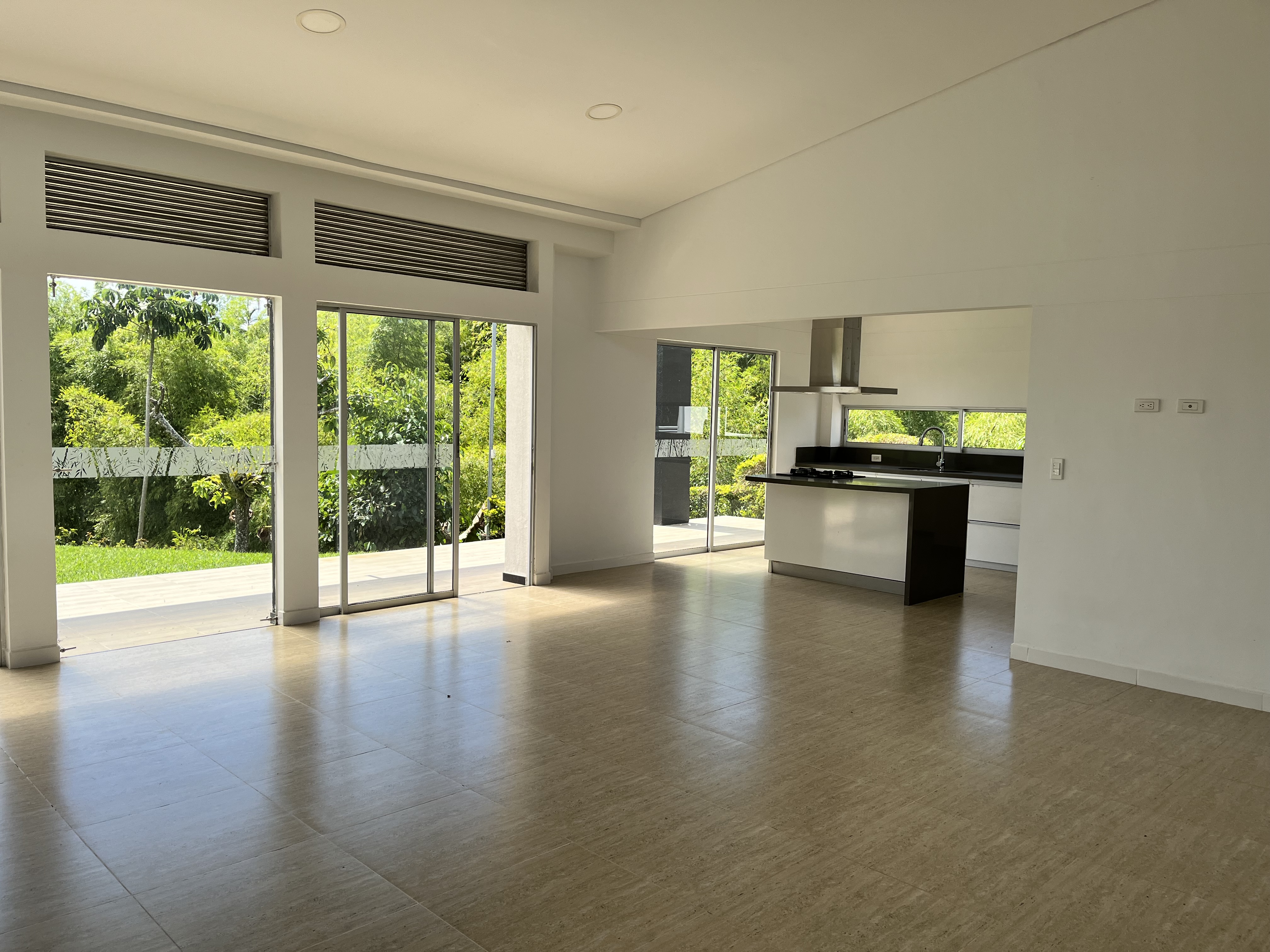 Casa en venta en Condina, Pereira · foto 3 de 23