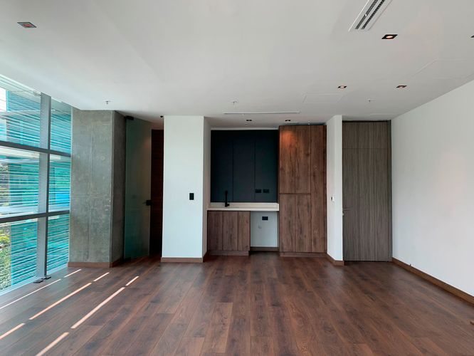 Oficina en arriendo en El Poblado, Medellín, 54 m² · foto 6 de 9