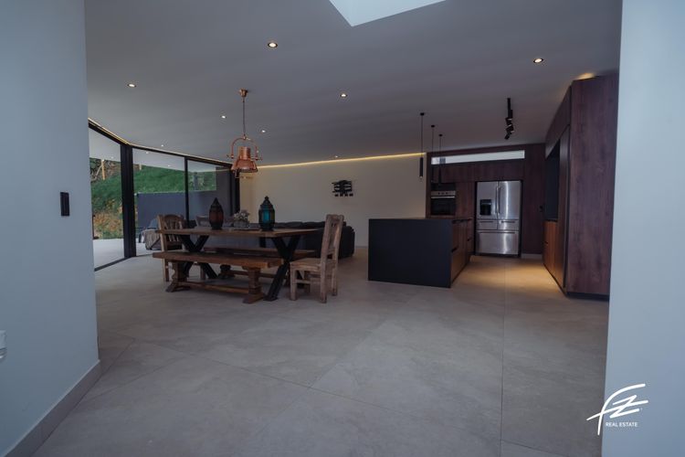 Casa de 5 alcobas en venta en Las Palmas, Envigado, 365 m² · foto 5 de 15
