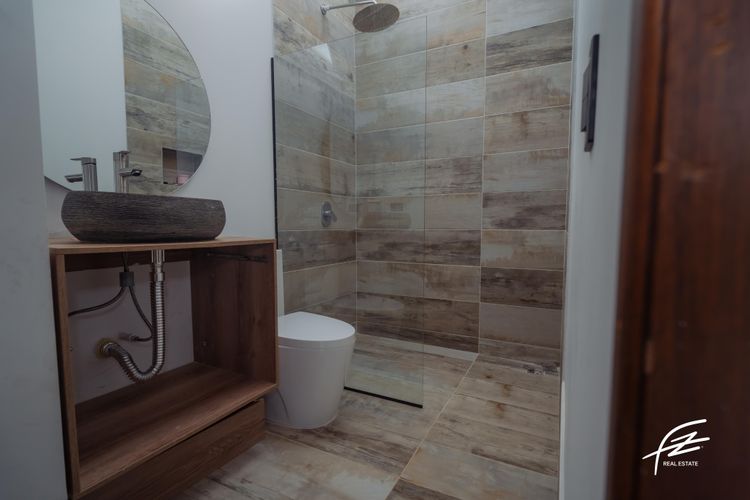 Casa de 5 alcobas en venta en Las Palmas, Envigado, 365 m² · foto 14 de 15