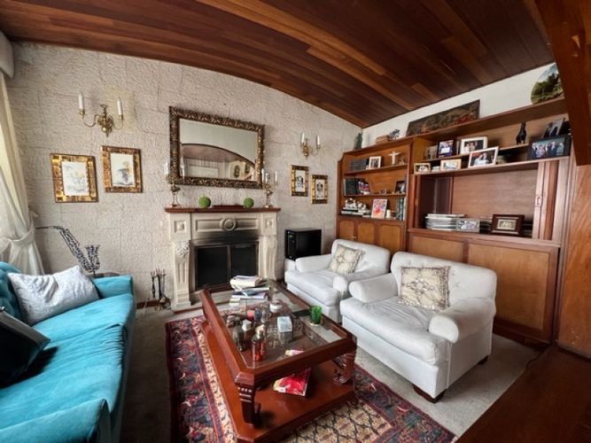 Casa de 3 alcobas en venta en Santa Barbara, Bogotá, 362 m² · foto 6 de 24