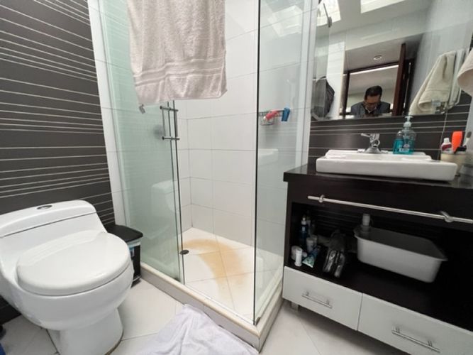 Casa de 3 alcobas en venta en Santa Barbara, Bogotá, 362 m² · foto 23 de 24