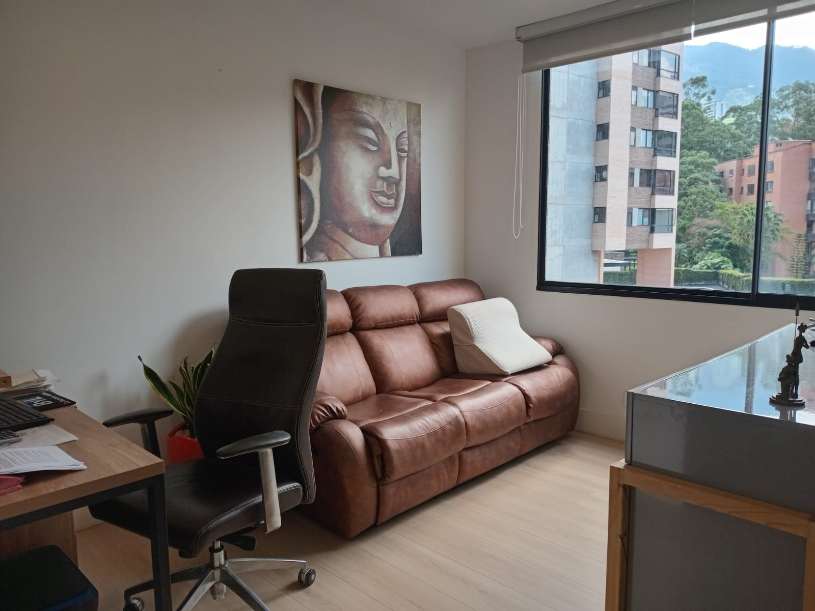 Apartamento en arriendo en El Poblado, Medellín · foto 3 de 20