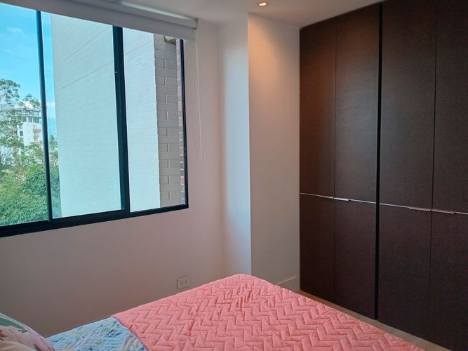 Apartamento de 3 alcobas en arriendo en El Poblado, Medellín, 167 m² · foto 5 de 20