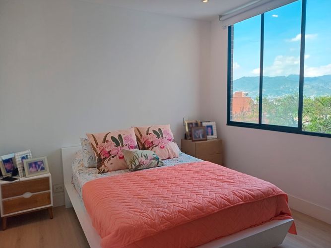 Apartamento de 3 alcobas en arriendo en El Poblado, Medellín, 167 m² · foto 14 de 20