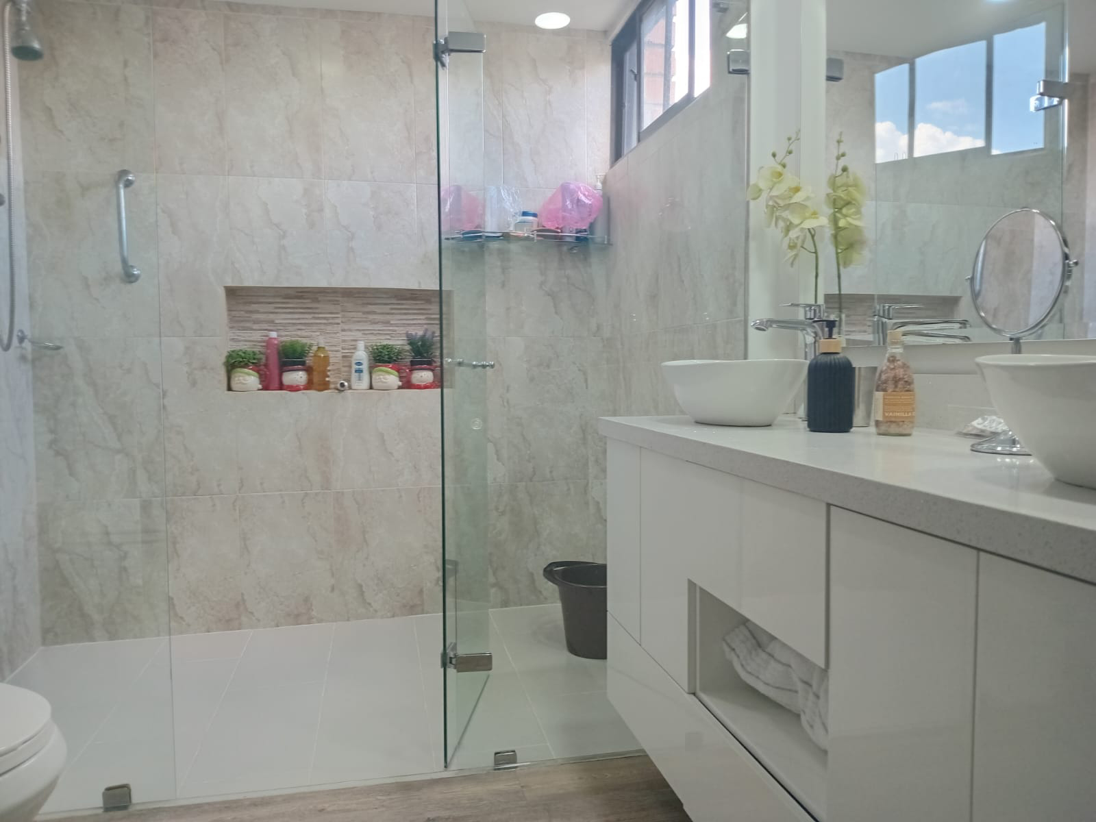Apartamento en arriendo en Los Balsos, Medellín · foto 4 de 18