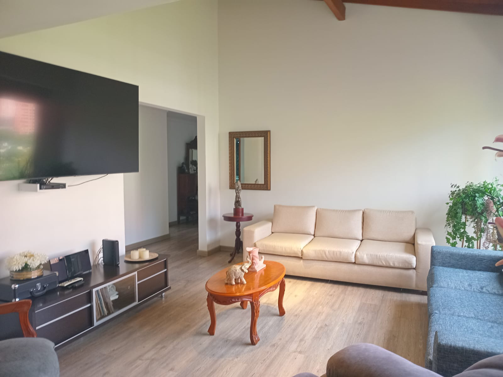 Apartamento en arriendo en Los Balsos, Medellín · foto 6 de 18