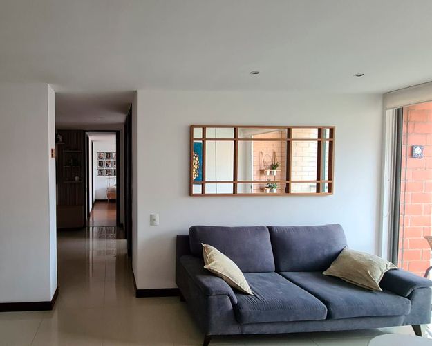 Apartamento de 2 alcobas en arriendo en Loma Del Esmeraldal, Envigado, 90 m² · foto 2 de 14