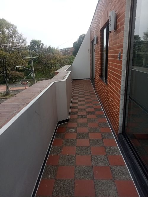 Apartamento de 3 alcobas en venta en Caracas, Bogotá, 127 m² · foto 6 de 15
