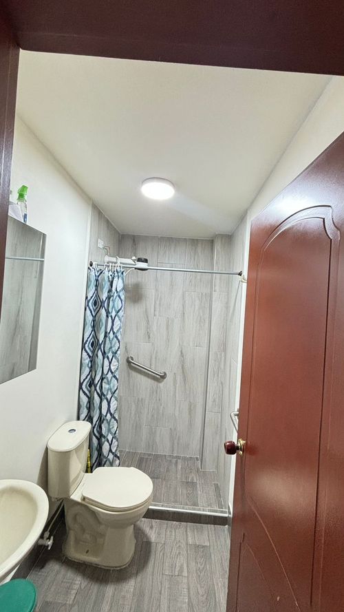 Casa de 5 alcobas en venta en Patio Bonito Ii, Bogotá, 217 m² · foto 5 de 16
