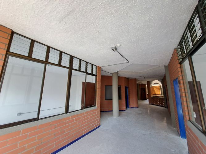 Edificio en venta en Centro Administrativo, Medellín, 1664 m² · foto 10 de 22