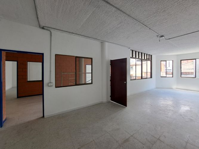 Edificio en venta en Centro Administrativo, Medellín, 1664 m² · foto 15 de 22