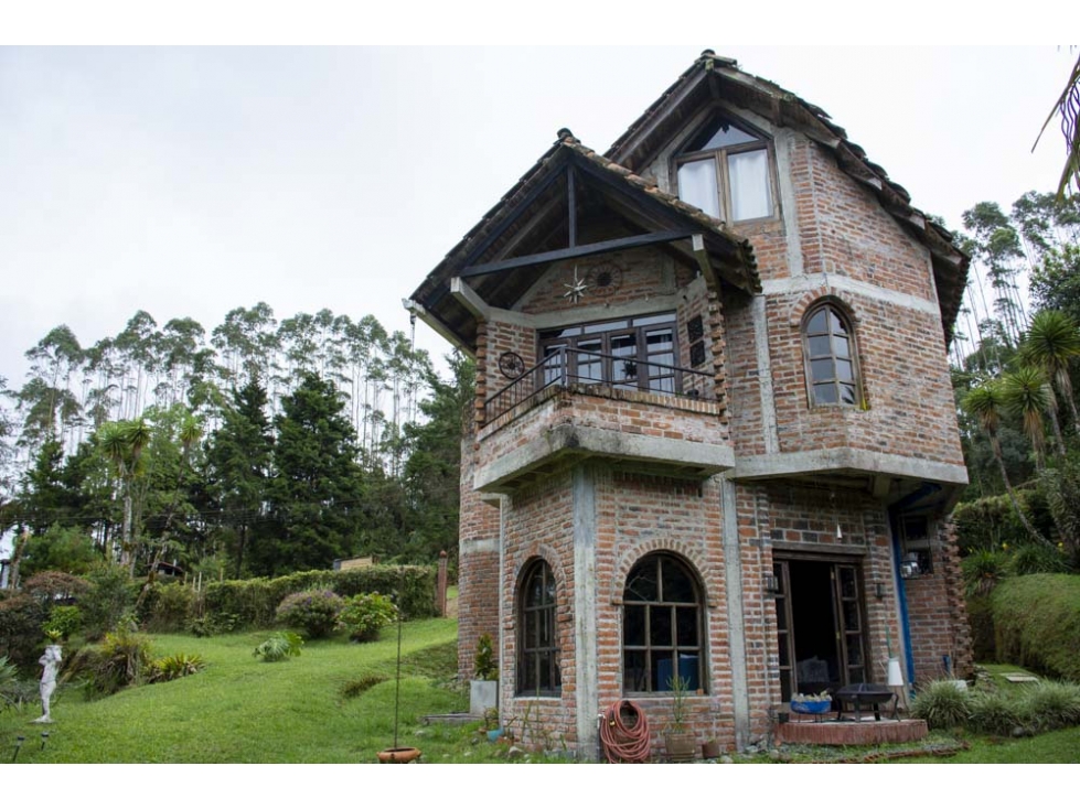 Casa en venta en Tribunas Corcega, Pereira · foto 16 de 17