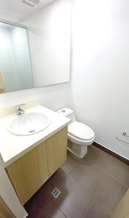 Apartamento de 3 alcobas en arriendo en Loma De San Jose, Sabaneta, 90 m² · foto 11 de 24
