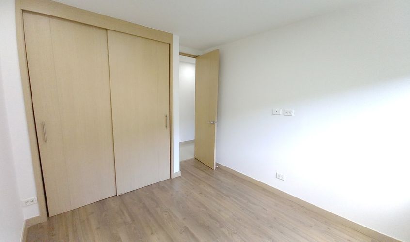 Apartamento de 3 alcobas en arriendo en Loma De San Jose, Sabaneta, 90 m² · foto 13 de 24