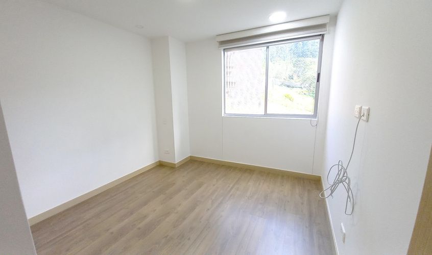 Apartamento de 3 alcobas en arriendo en Loma De San Jose, Sabaneta, 90 m² · foto 14 de 24
