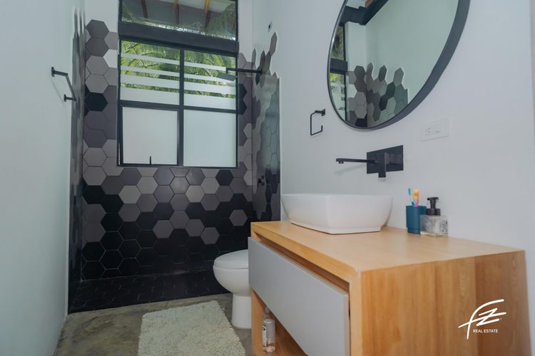 Casa de 2 alcobas en venta en Santa Elena, Medellín, 267 m² · foto 11 de 14