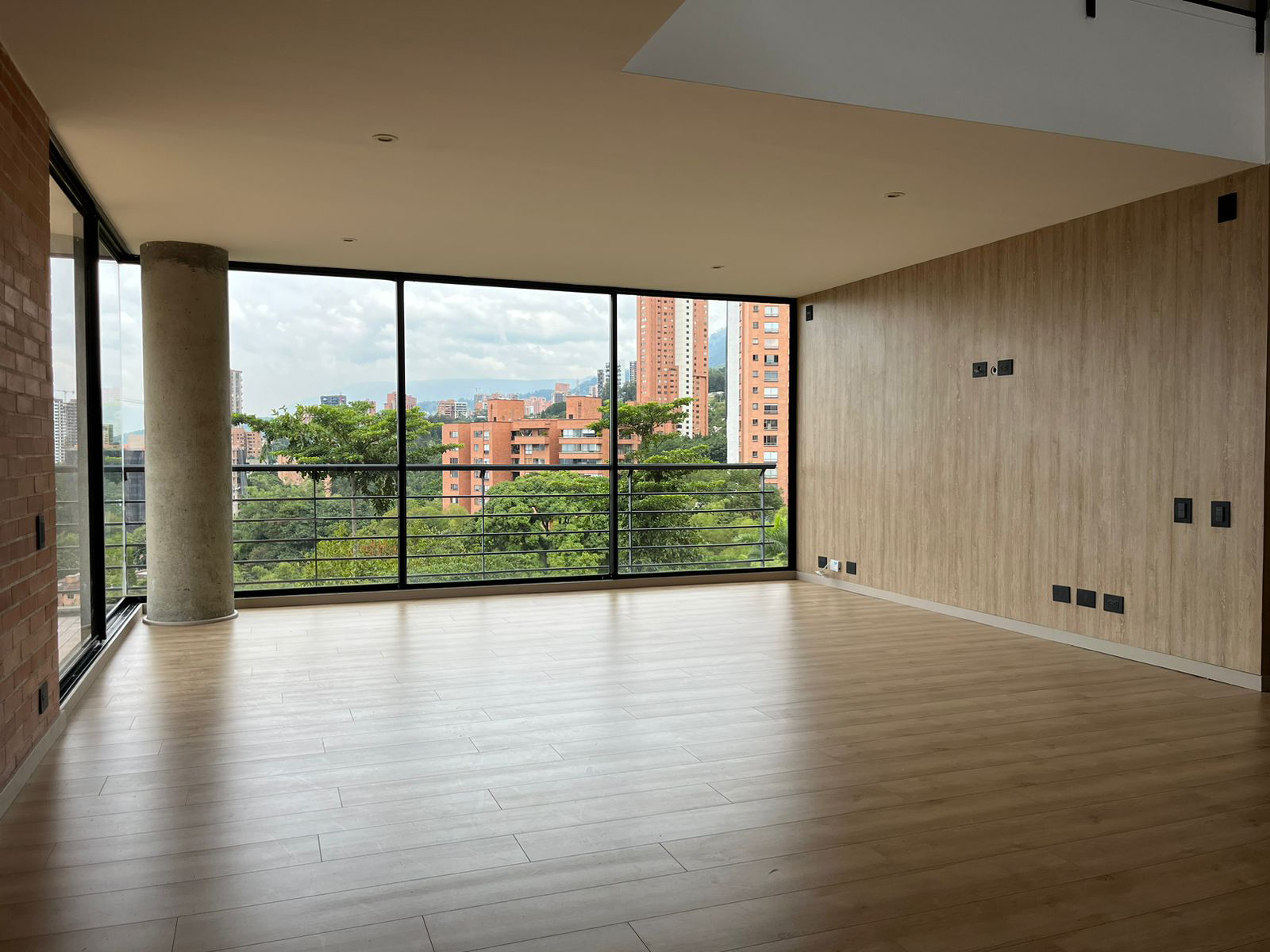 Apartamento en arriendo en San Lucas, Medellín · foto 3 de 18
