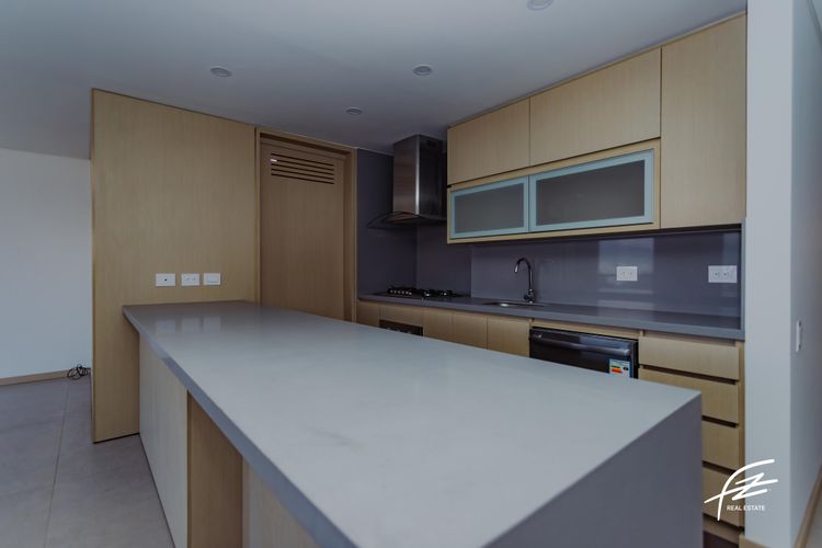 Apartamento de 3 alcobas en venta en El Poblado, Medellín, 124 m² · foto 2 de 11