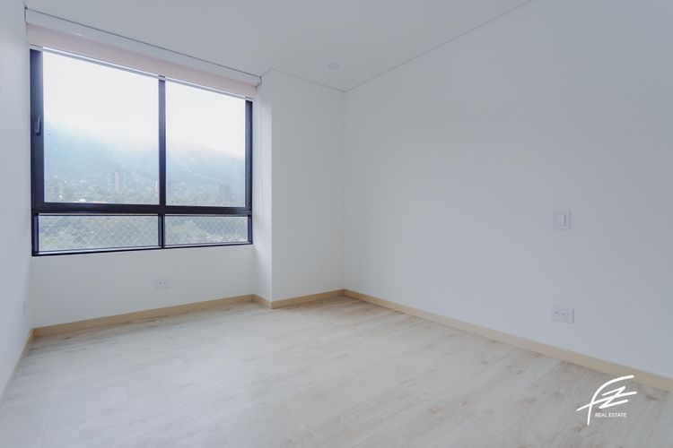 Apartamento de 3 alcobas en venta en El Poblado, Medellín, 124 m² · foto 3 de 11